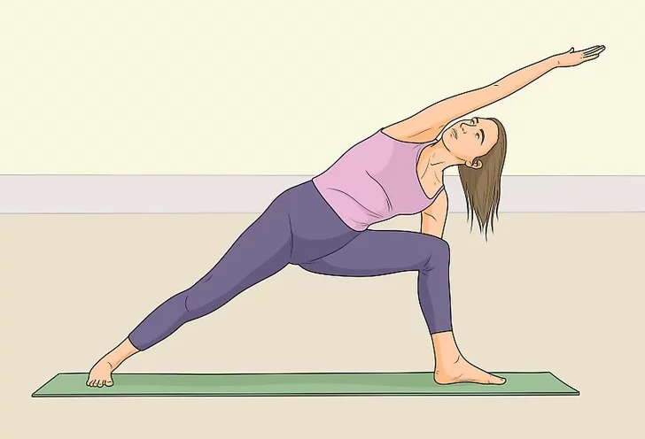 Mujer practicando yoga en posición de meditación